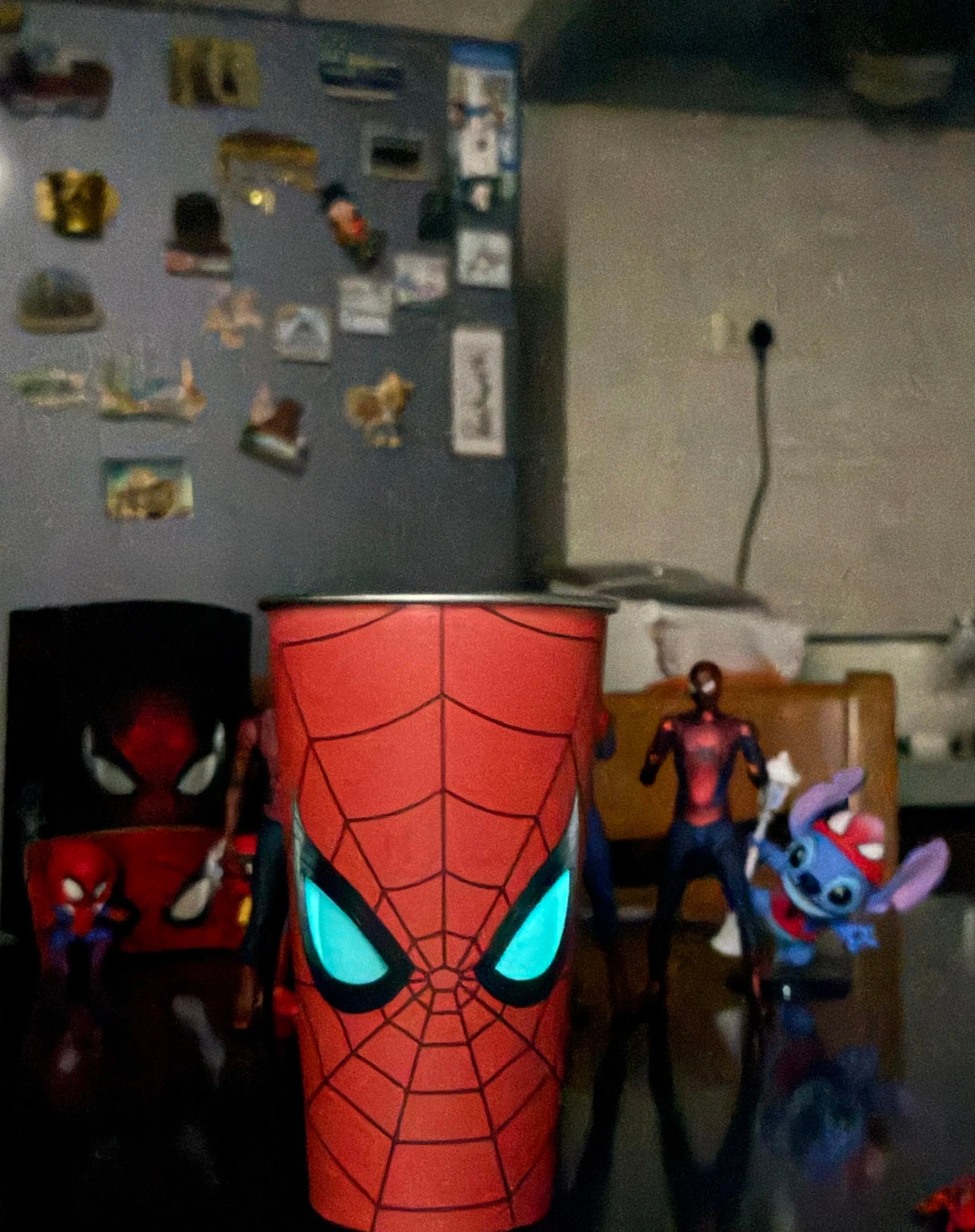 Spider Man co branded color changing cup, a cup that will change color when filled with ice cubes,Starting school water cup