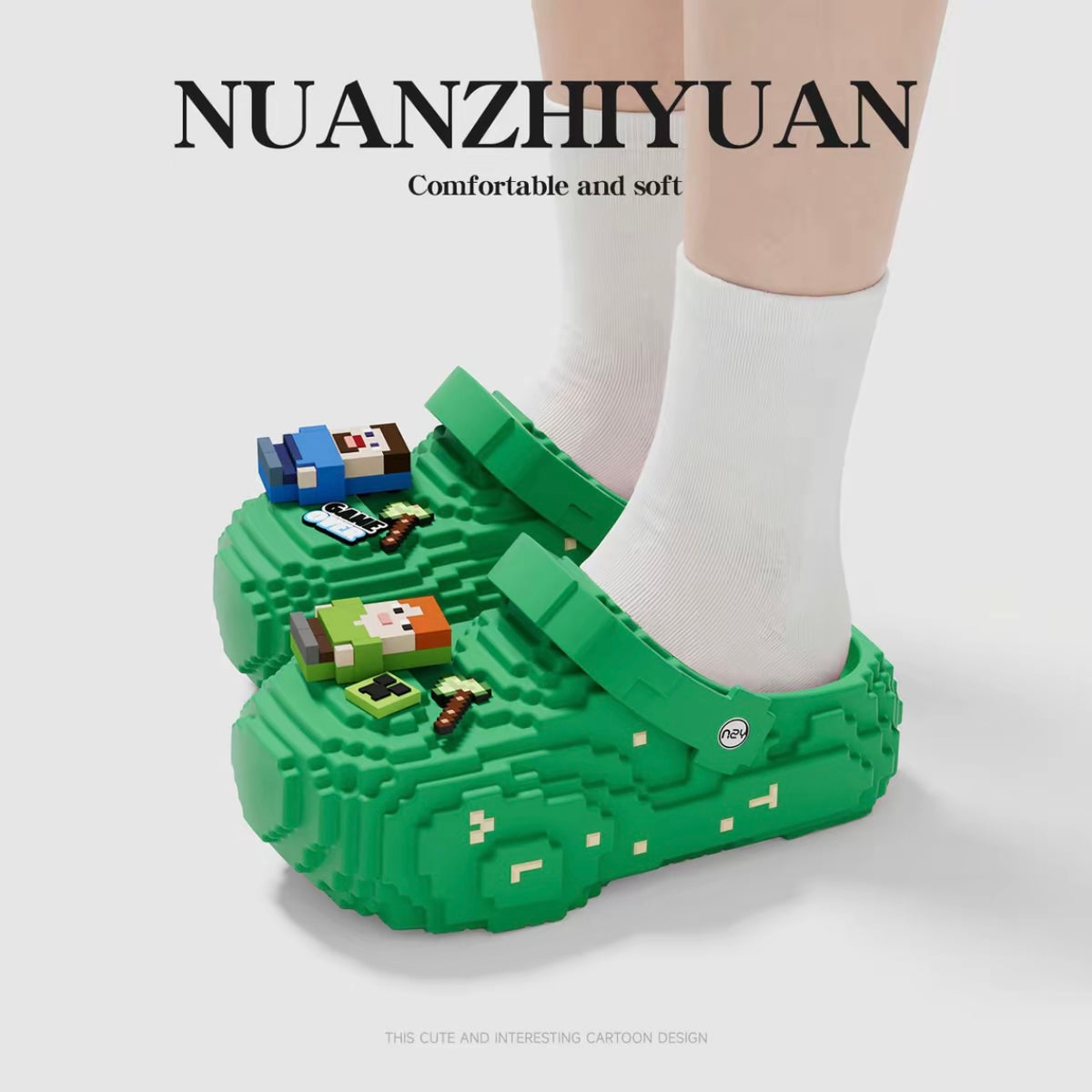 Soft Slip‑On Clogs for Women Men, Ergonomic Comfort Slippers, Adjustable Buckle Strap, Non‑Slip Lightweight Closed Toe Slides, Gradient House Shoes for Indoor Outdoor