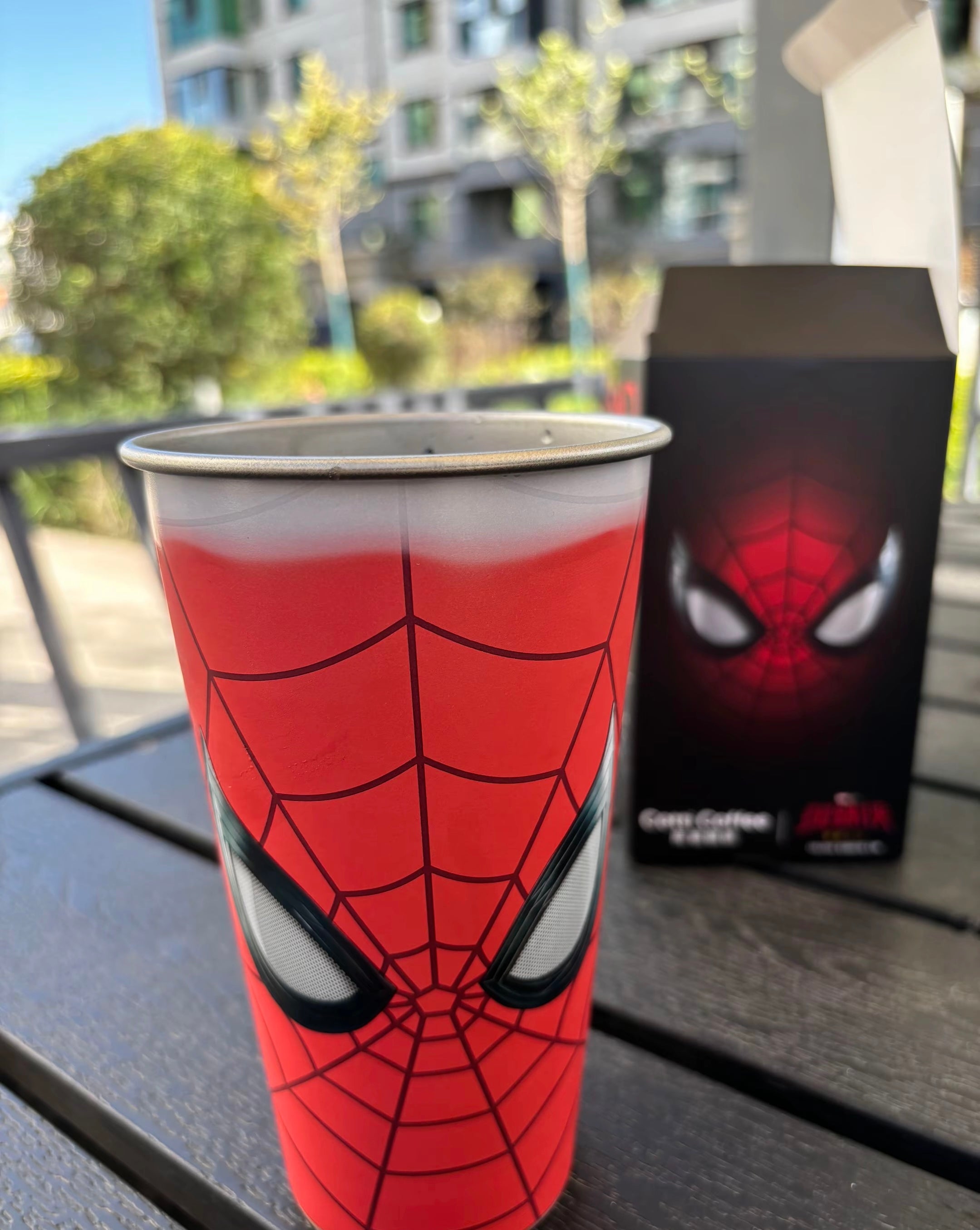 Spider Man co branded color changing cup, a cup that will change color when filled with ice cubes,Starting school water cup